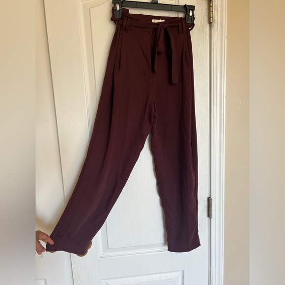 Pants with a tie! - Picture 2 of 2